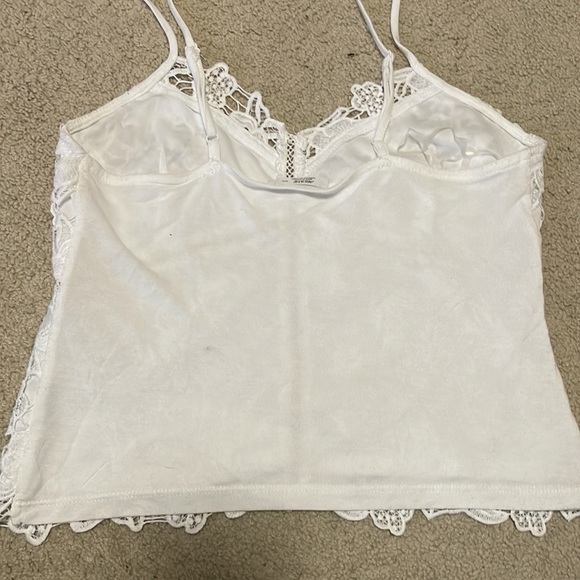 Women's lace tank top - Picture 2 of 2